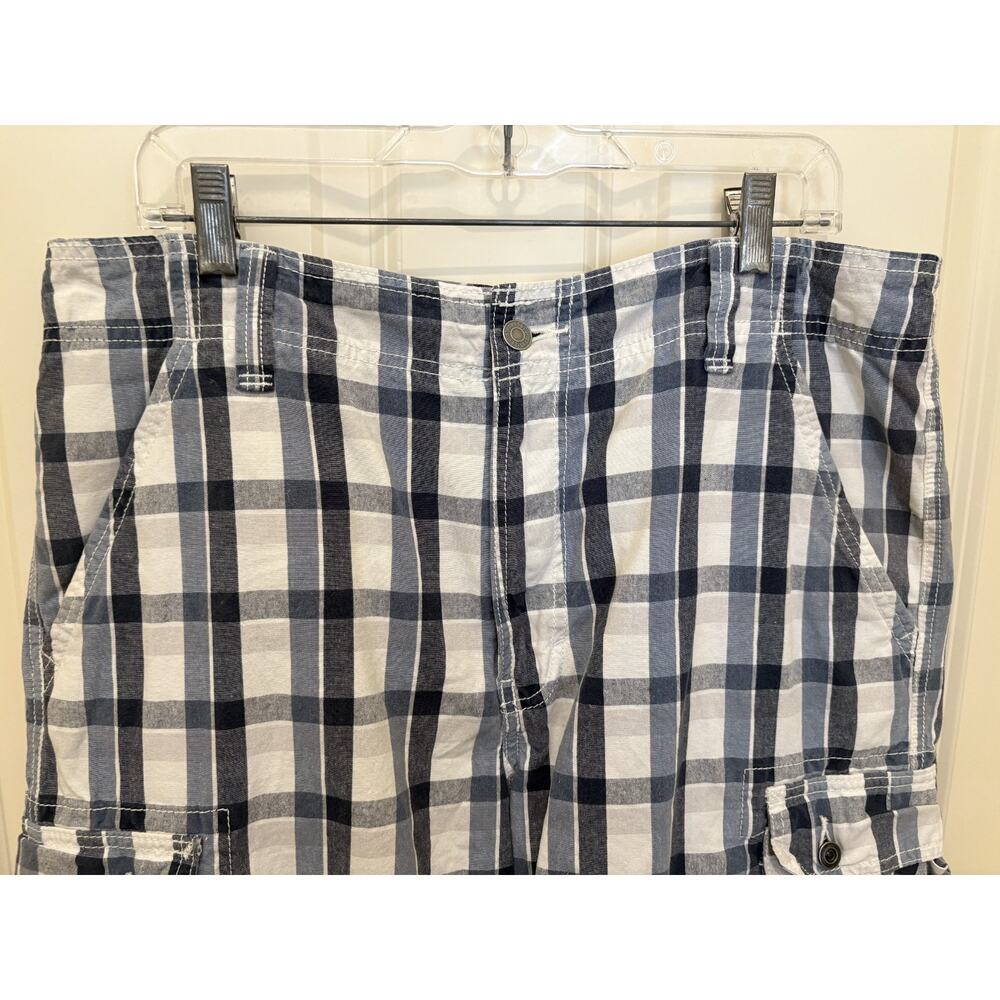 Levi's White Tab Plaid Blue Cotton Cargo Shorts Mens Shirt Size 36 - Picture 4 of 6
